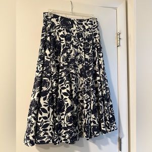 Collectif Vintage Navy and White Cotton Skirt. Size S.